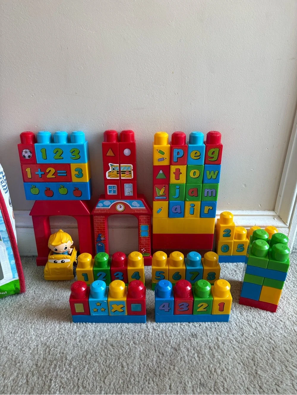 Mega bloks schoolhouse fun, bag of 70 building blocks